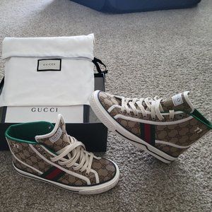 WOMEN'S GUCCI TENNIS 1977 HIGH TOP SNEAKER